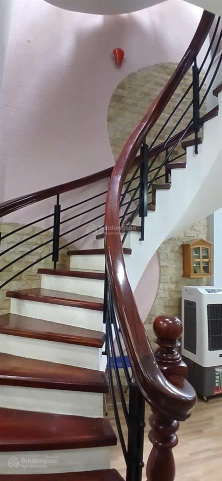 Nhà 3 tầng, góc 2 mặt hẻm ô tô nguyễn thiện thuật. giá 11 tỷ