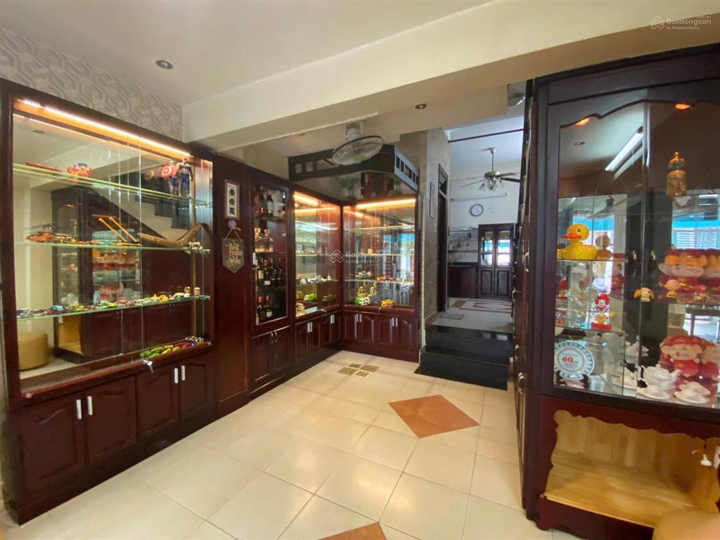 Nhà 3 tầng siêu đẹp quang trung  thông qua đinh tiên hoàng. giá 7,2 tỷ