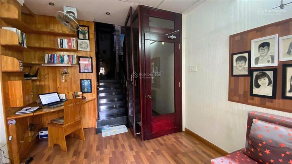 Nhà 3 tầng siêu đẹp quang trung  thông qua đinh tiên hoàng. giá 7,2 tỷ