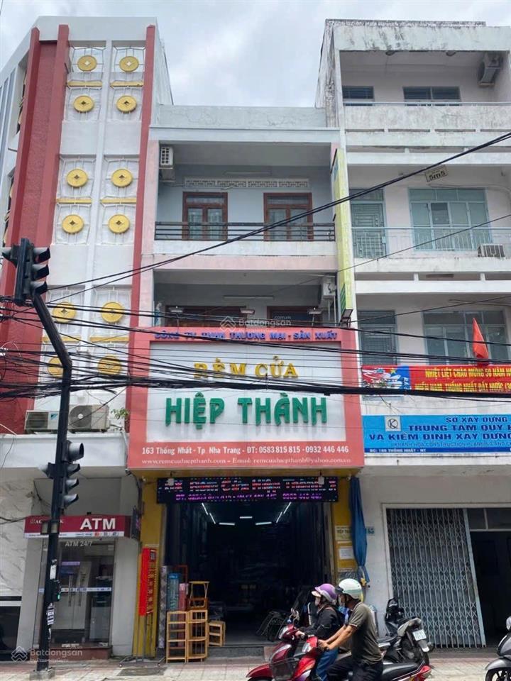 Nhà 4 tầng mặt tiền thống nhất  hiện tại đang kinh doanh nội thất rèm cửa. giá 22 tỷ