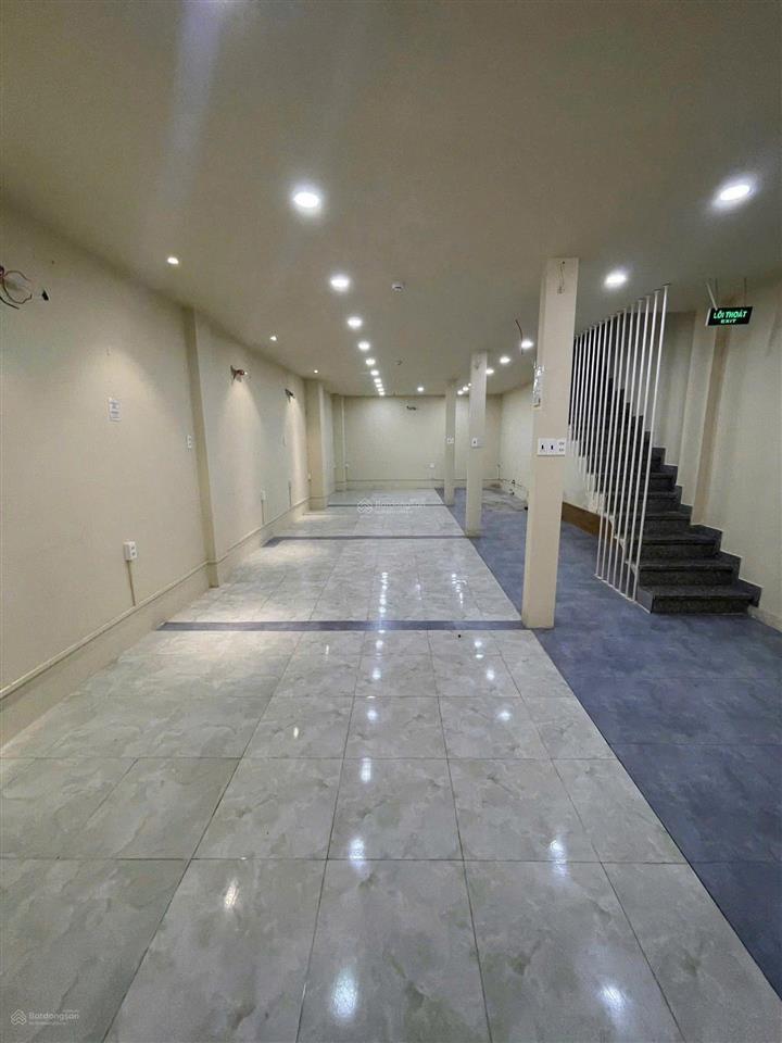 [ nhà 3 tầng mặt tiền hồng bàng  ngang 5,4m ]  vị trí rất ok. giá  40 tỷ