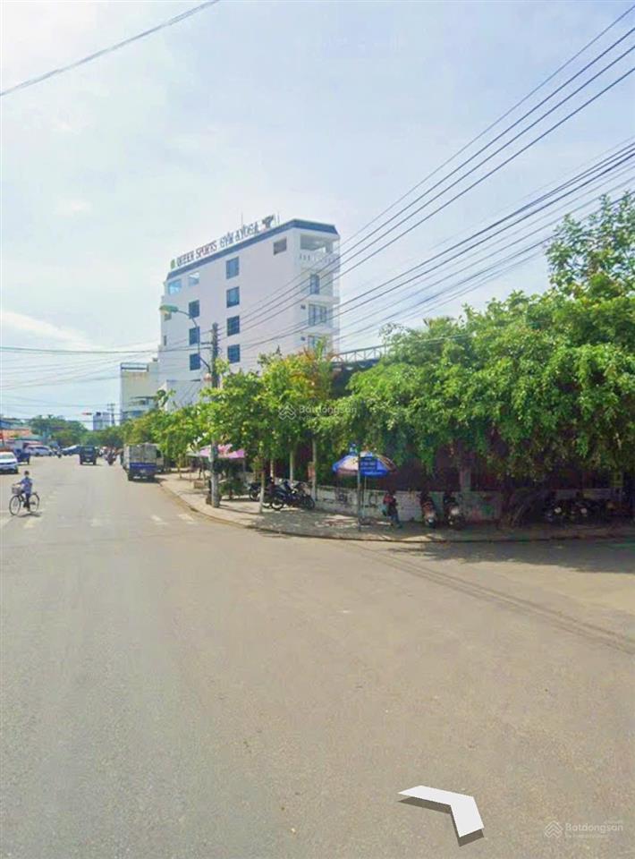 Nhà 2 tầng góc 2 mặt tiền ngô gia khảm  gần bến xe phía bắc * đi ra biển khá gần giá  11 tỷ