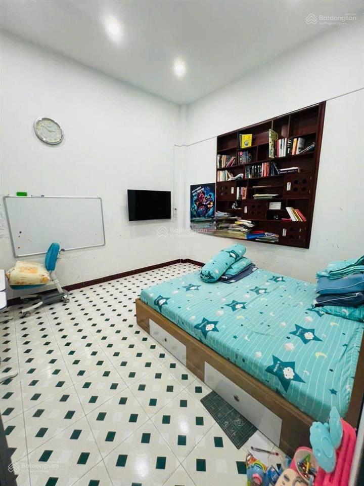 Nhà 2 tầng mặt tiền đường nhị hà  vị trí ổn áp giá 10,8 tỷ