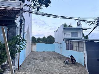 Lô hẻm ô tô song song cao xuân huy  sát đường lê hồng phong ( ô tô vi vu ). giá 6 tỷ