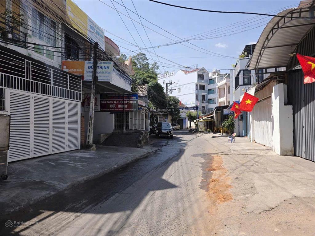 Nhà mặt tiền dương vân nga (nối dài)  sát đường 2/4, cạnh chung cư hưng phú 1 & 2. giá 5,5 tỷ