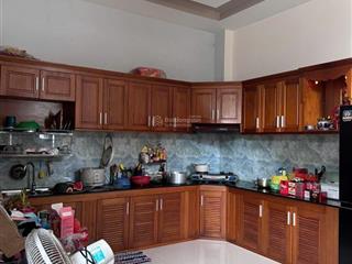 Nhà 2,5 tầng , sát đường phạm văn đồng tầm 20m * cách bến du thuyền nha trang 250m. giá 8,2 tỷ