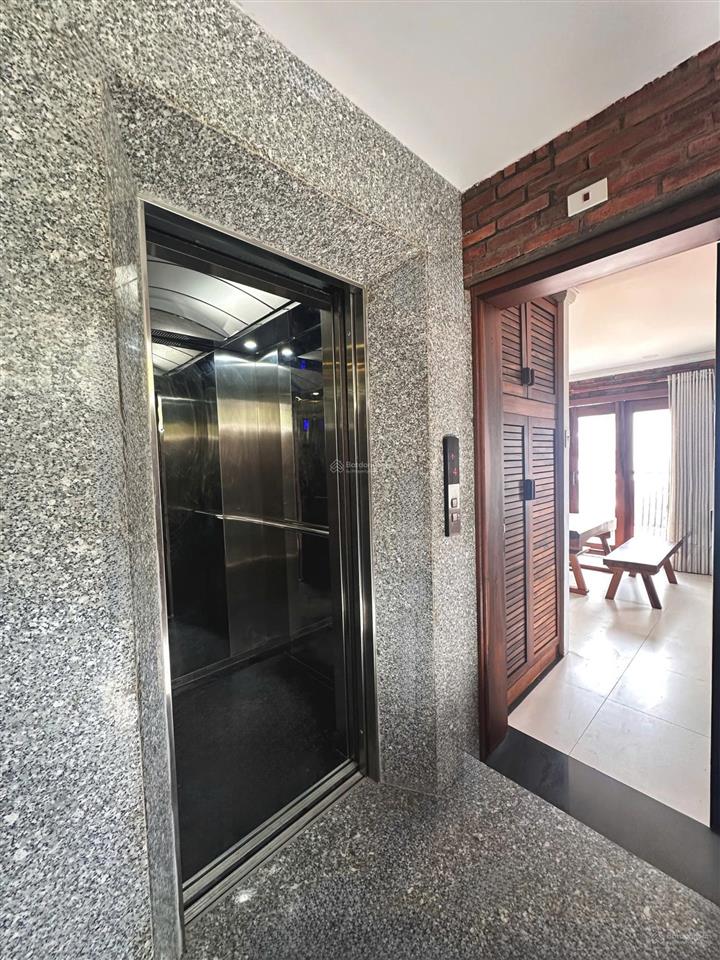 Toà căn hộ 6 tầng, góc 2 mặt tiền hẻm ô tô  nguyễn thiện thuật [ có thang máy ]