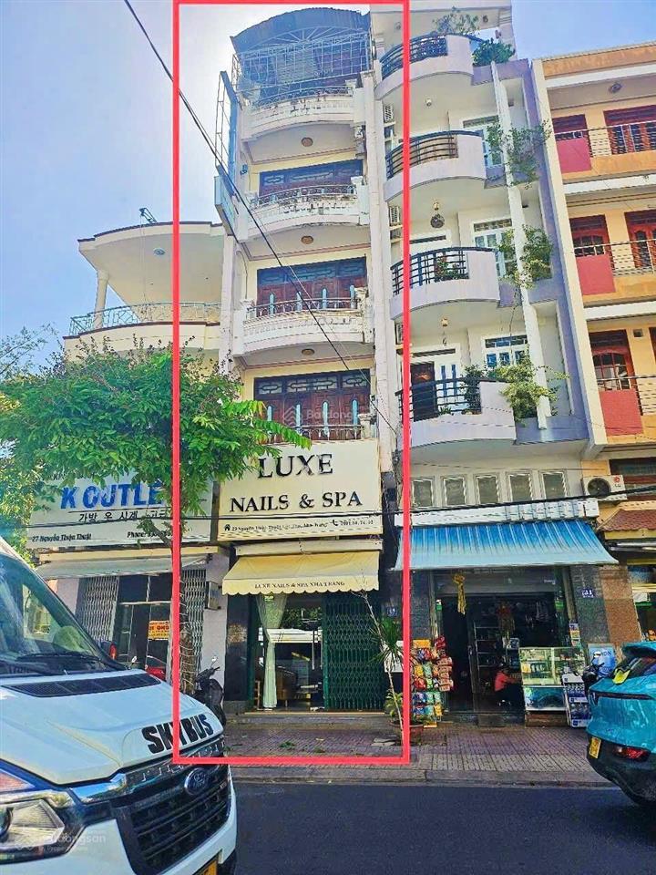 Nhà 6 tầng , đã hoàn công , mặt tiền nguyễn thiện thuật  gần đường lê thánh tôn. giá 16,5 tỷ