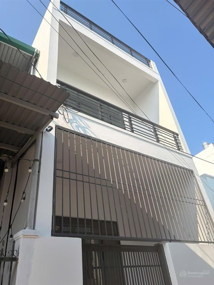 Nhà góc 2,5 tầng hẻm hoà trung  đường ô tô nhỏ ( rộng 3m ) giá 4,2 tỷ