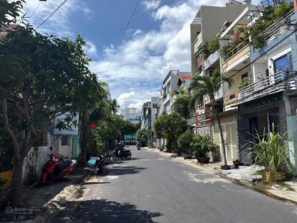 Nhà 2 tầng đường nguyễn cao luyện  sát bệnh viện tâm trí ( gần lý nam đế ) giá 8 tỷ