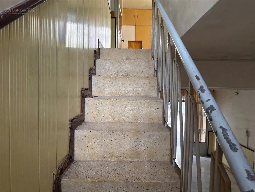 Nhà 2 tầng đường nguyễn cao luyện  sát bệnh viện tâm trí ( gần lý nam đế ) giá 8,6 tỷ