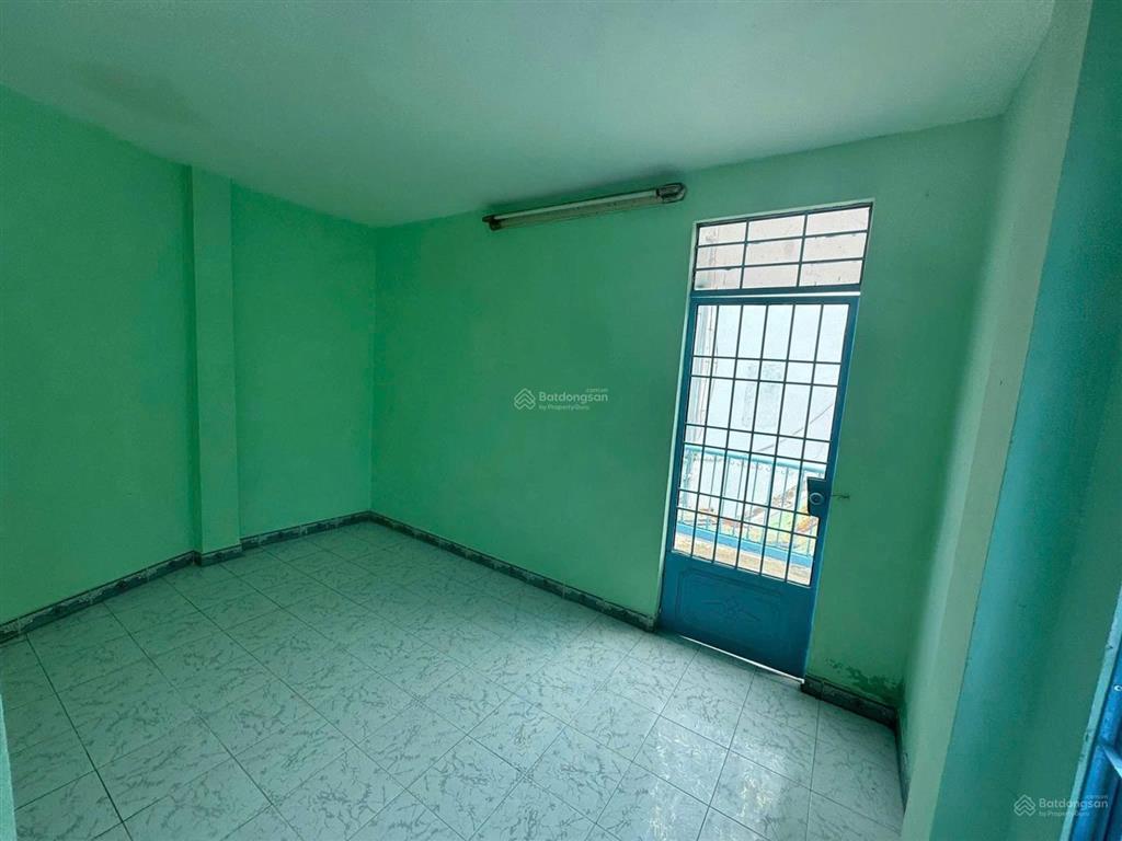 [ nhà 3 tầng hẻm hoàng văn thụ  nhà 3 mặt thoáng ] cách biển trần phú 1km. giá 3,468 tỷ