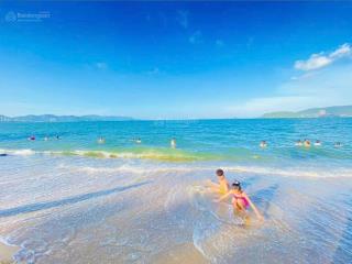 Lô 2 mặt tiền trần phú  ngang gần 11m { xây khách sạn là hết nước chấm. giá 700tr/m²