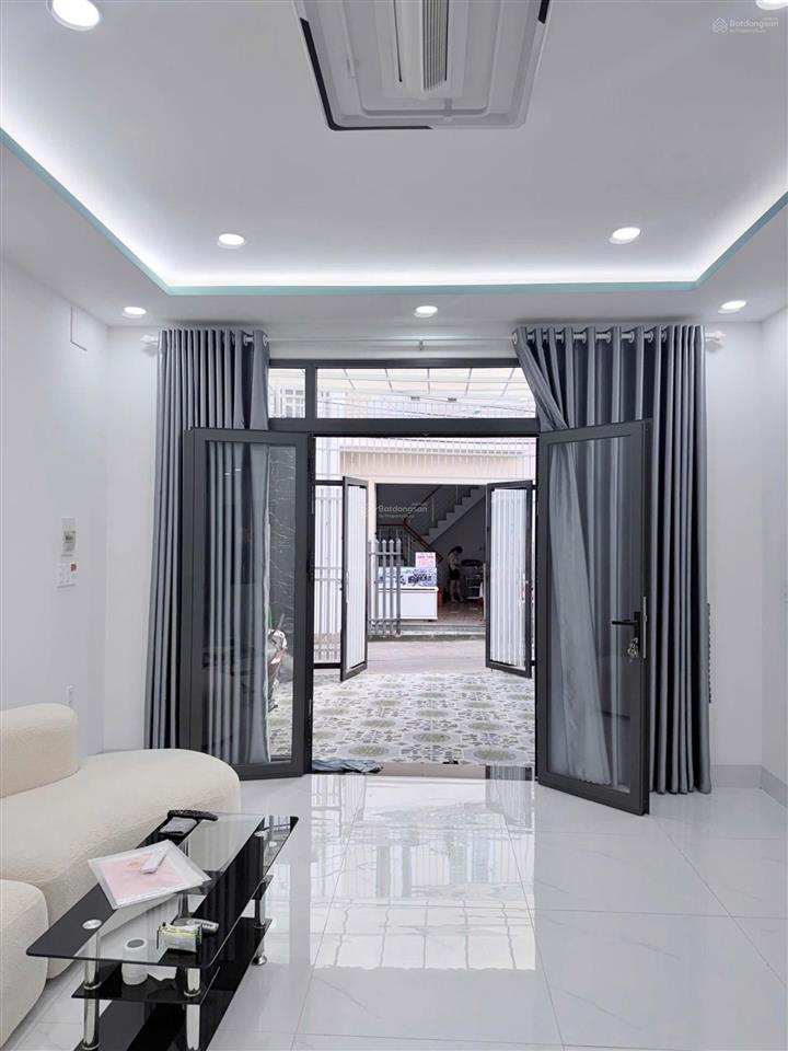 Nhà 3 tầng đường trần thị tính  ô tô vi vu. giá 7,5 tỷ