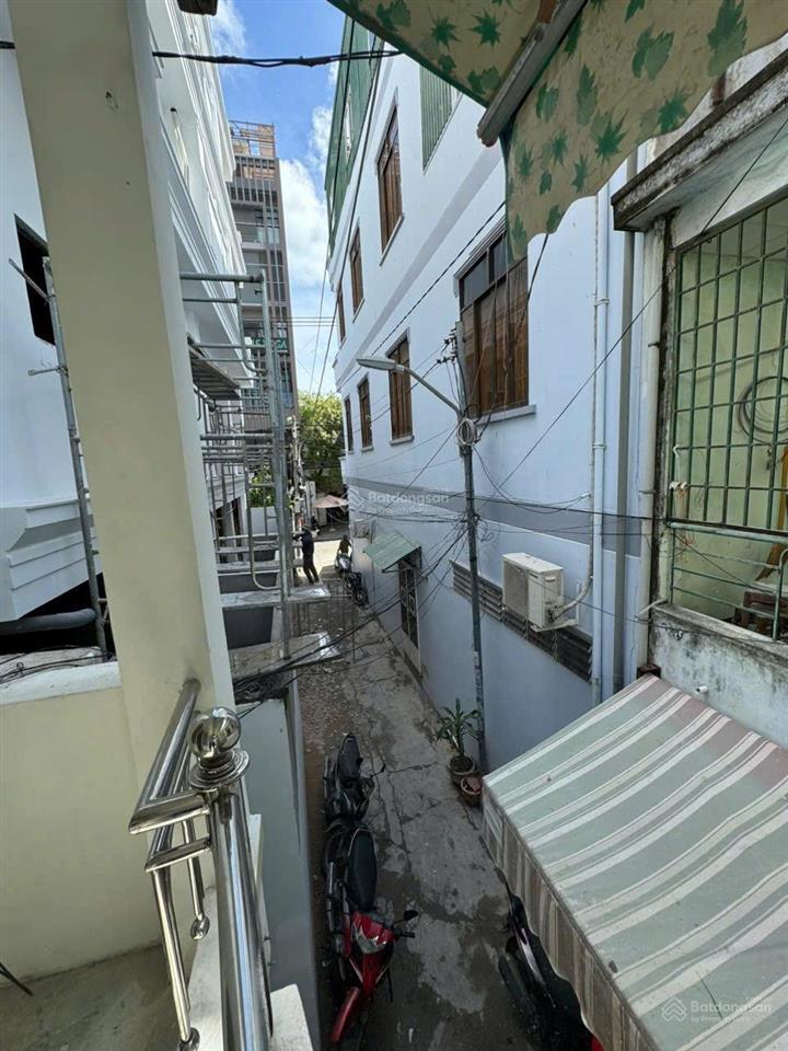 Nhà 2 tầng lê đại hành  góc 2 mặt thoáng ( hẻm 2 xe máy 2,3m ) giá 2,45 tỷ