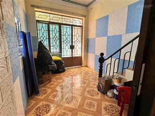 Nhà 2,5 tầng trần bình trọng  gần đường mê linh * cách biển trần phú 800m. giá 24 tỷ.