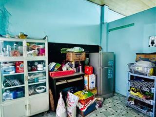 Nhà khu tập thể, sổ hồng riêng  tầng 2 ngay đường hẻm thống nhất. giá 2 tỷ