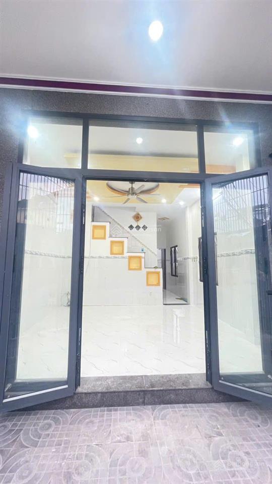 Nhà 2 tầng phường vạn thắng  mới tinh [ cách biển trần phú  700m. giá 4,9 tỷ.