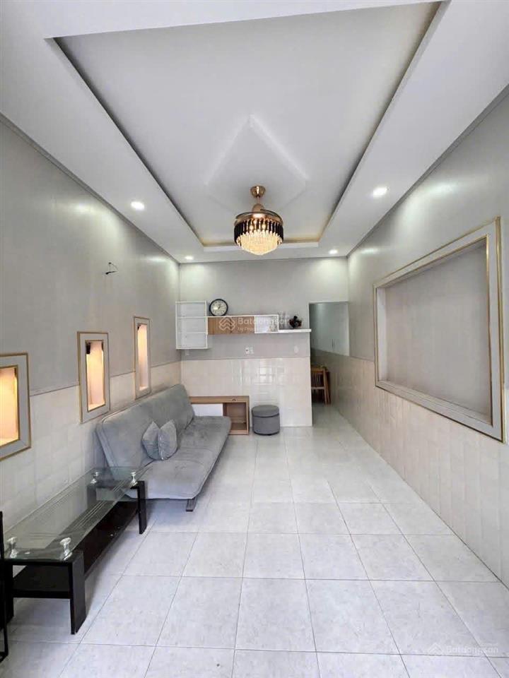 Nhà 2 tầng nguyễn khắc viện  khá mới * cách biển hòn chồng 300m. giá 4,2 tỷ