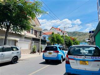 Nhà mặt tiền, đường ô tô dương hiến quyền  ngang dài  7m cách biển phạm văn đồng  120m