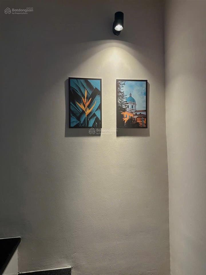 Nhà 4 tầng mặt tiền bà triệu ( gần nhà hàng , sân ga, siêu thị và các loại bank ).giá 13,5 tỷ