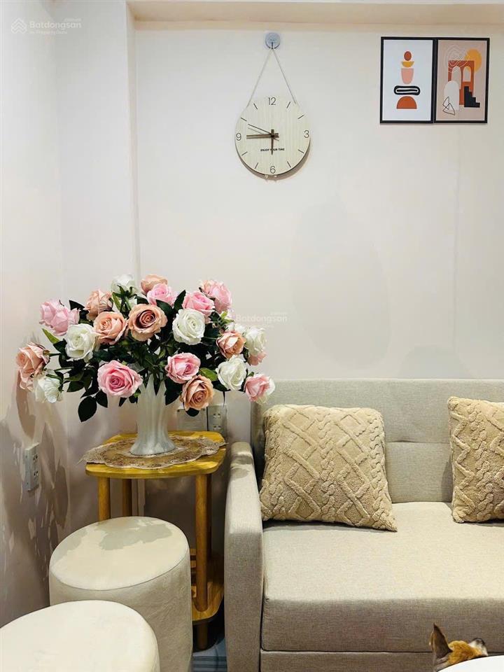 Nhà 4 tầng mặt tiền bà triệu ( gần nhà hàng , sân ga, siêu thị và các loại bank ).giá 13,5 tỷ