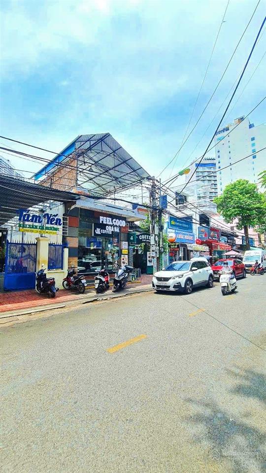 Góc 3 mặt tiền thoáng bạch đằng  ngang 8,3m ,nằm trong khu phố hàn sầm uất, giá 44,5 tỷ