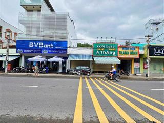 [ nhà mặt tiền đường 2/4  sát ngân hàng bản việt ]  đi ra biển hòn chồng  tầm 700m. giá  19 tỷ