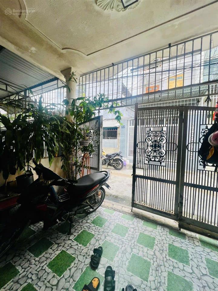Nhà hẻm phạm tu, sát doanh trại quân đội nhân dân. giá 4,350 tỷ