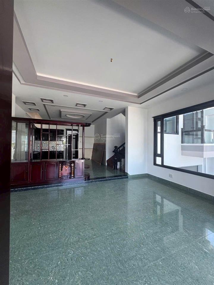 Biệt thự 3 tầng, mặt tiền lê văn hưu  view trực diện sông quán trường * tđc hòn rớ 1. giá 16 tỷ