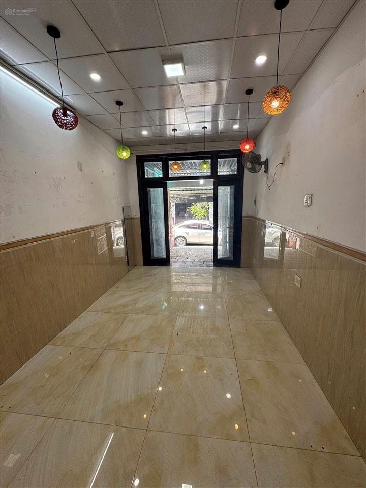 Nhà 4 tầng mặt đường võ trứ  gần trần bình trọng * ra chợ xóm mới khá gần. giá 7,5 tỷ