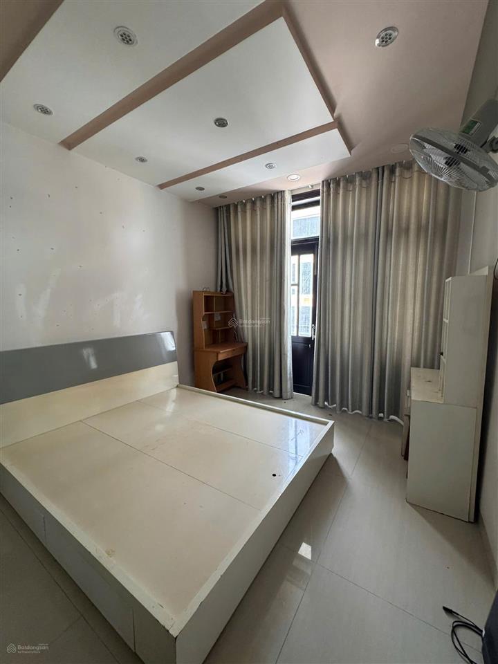 Nhà 4 tầng mặt đường võ trứ  gần trần bình trọng * ra chợ xóm mới khá gần. giá 7,5 tỷ