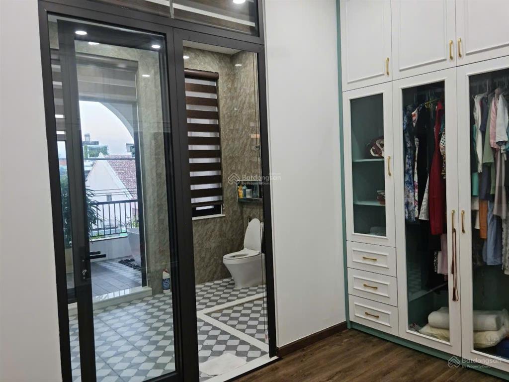 Biệt thự 4 tầng lê chân  sẵn hồ bơi & phòng xông hơi [ ngang dài 8m. giá 29 tỷ