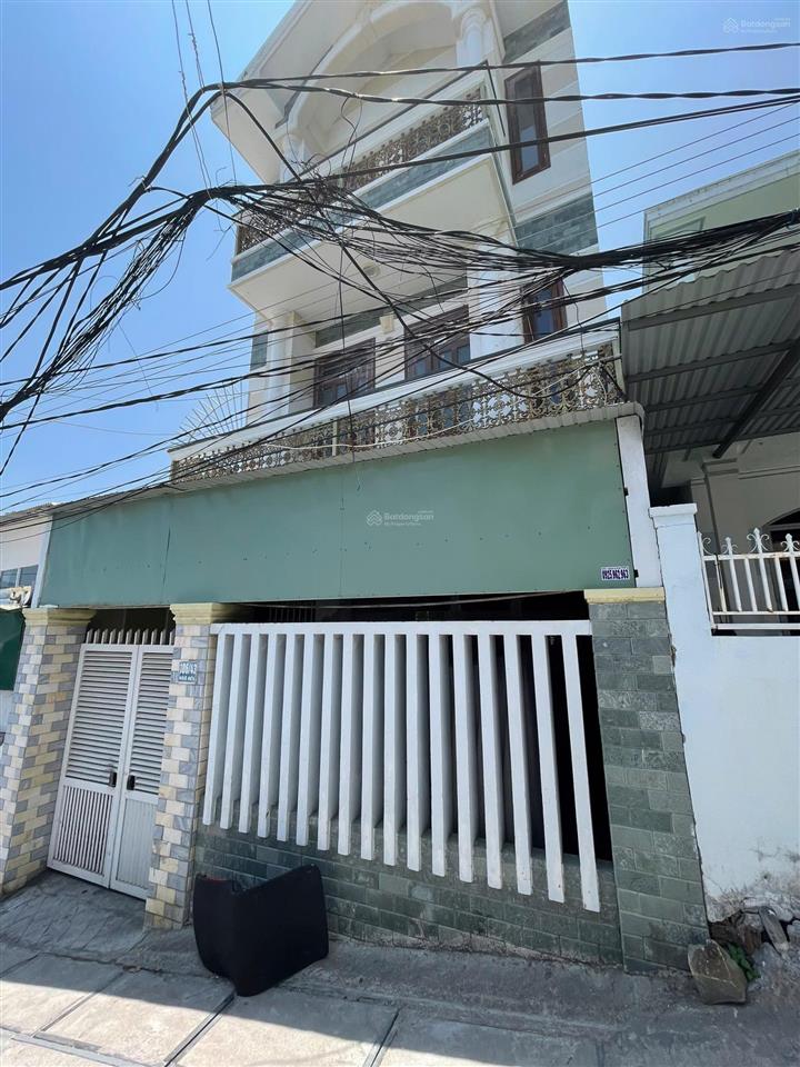 [ nhà 3 tầng , sẵn nội thất  gần chợ sơn thủy ] * hẻm ô tô quay đầu vi vu, hơi dốc * giá 4,5 tỷ