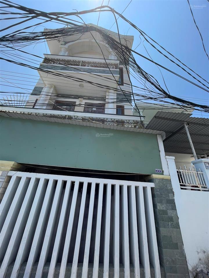 [ nhà 3 tầng , sẵn nội thất  gần chợ sơn thủy ] * hẻm ô tô quay đầu vi vu, hơi dốc * giá 4,5 tỷ