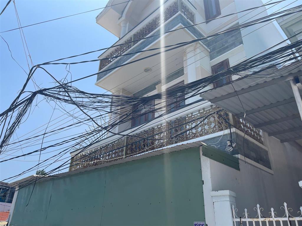 [ nhà 3 tầng , sẵn nội thất  gần chợ sơn thủy ] * hẻm ô tô quay đầu vi vu, hơi dốc * giá 4,5 tỷ