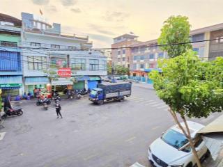 Nhà 2 tầng , mặt tiền phạm hồng thái  ngang dài 7m  ( sát trường thcs trưng vương ). giá 6,2 tỷ.