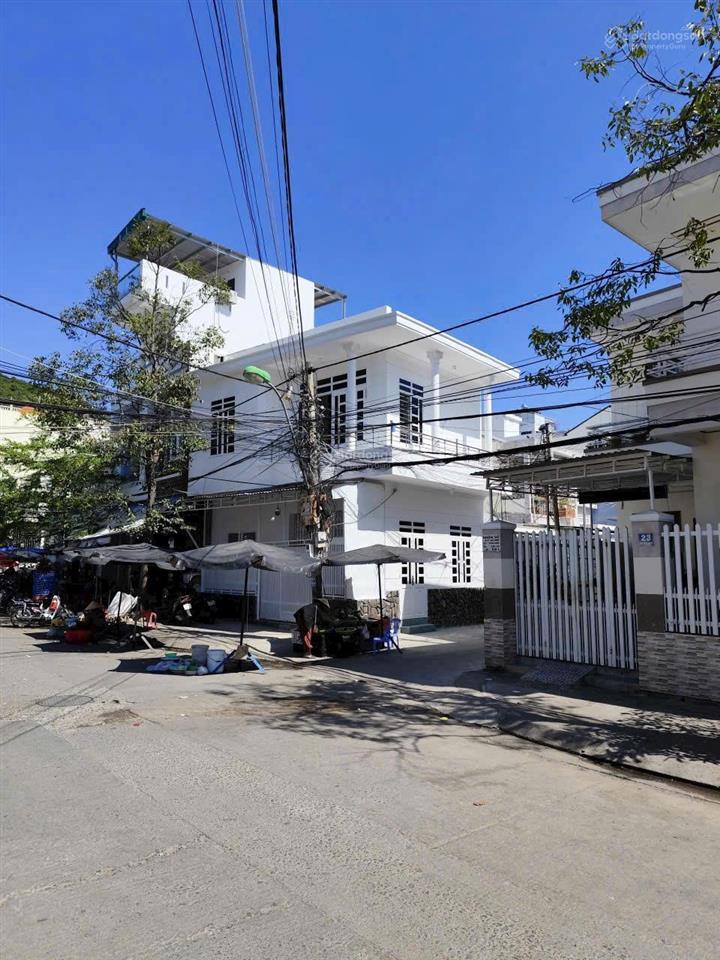 Góc 2 mặt tiền ngô đến, đường diệp minh tuyền  nhà 2 tầng mới xây, mới toanh. giá 4,050 tỷ