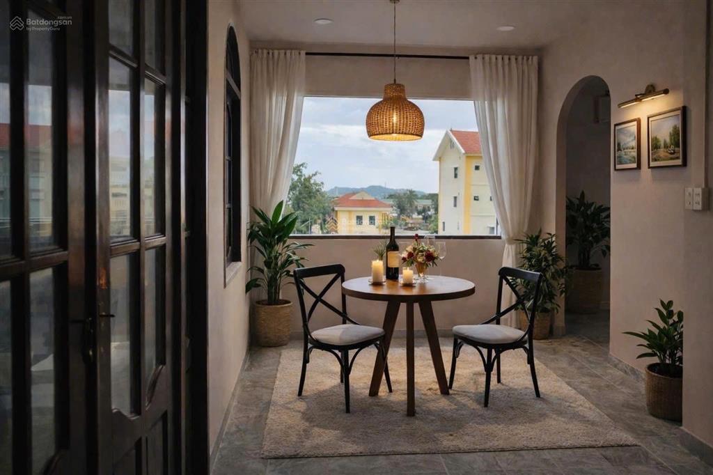 Nhà 3 tầng nguyễn thị minh khai  sẵn dòng tiền cho thuê 15tr/ tháng *hẻm ô tô rộng 5m. giá 14 tỷ