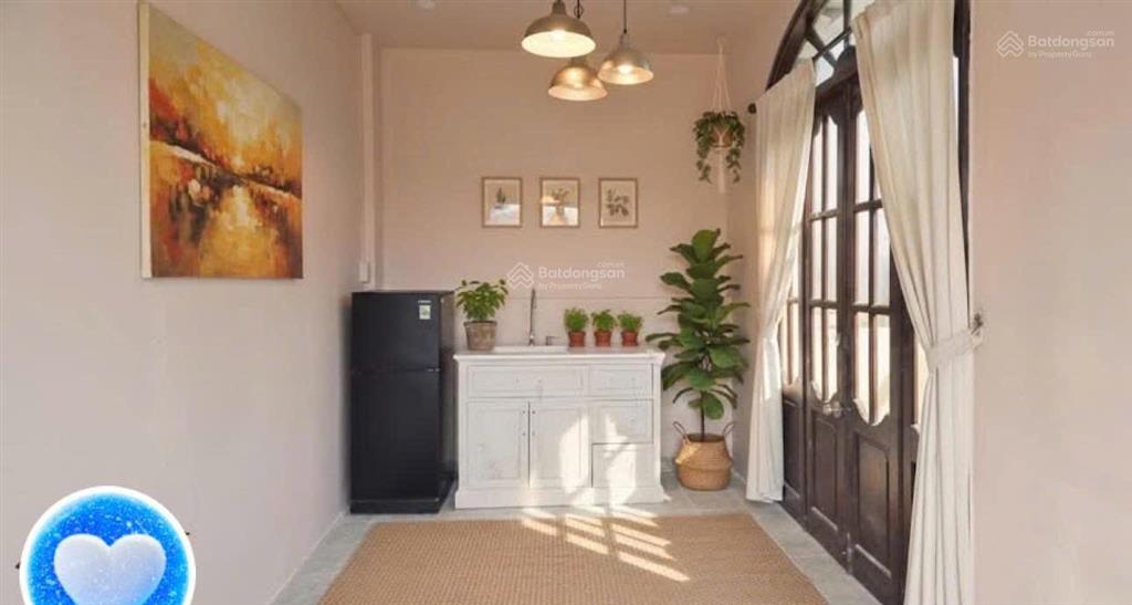 Nhà 3 tầng nguyễn thị minh khai  sẵn dòng tiền cho thuê 15tr/ tháng *hẻm ô tô rộng 5m. giá 14 tỷ