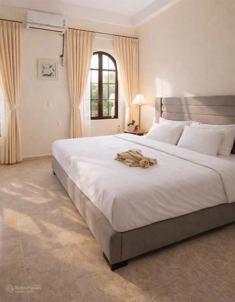 Nhà 3 tầng nguyễn thị minh khai  sẵn dòng tiền cho thuê 15tr/tháng, hẻm ô tô rộng 5m. giá 14 tỷ
