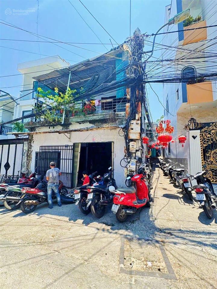 Nhà góc 2 mặt thoáng , hẻm ngô đến  sát chợ sơn thủy ( triền nhẹ, ô tô tận nơi ) giá 3 tỷ