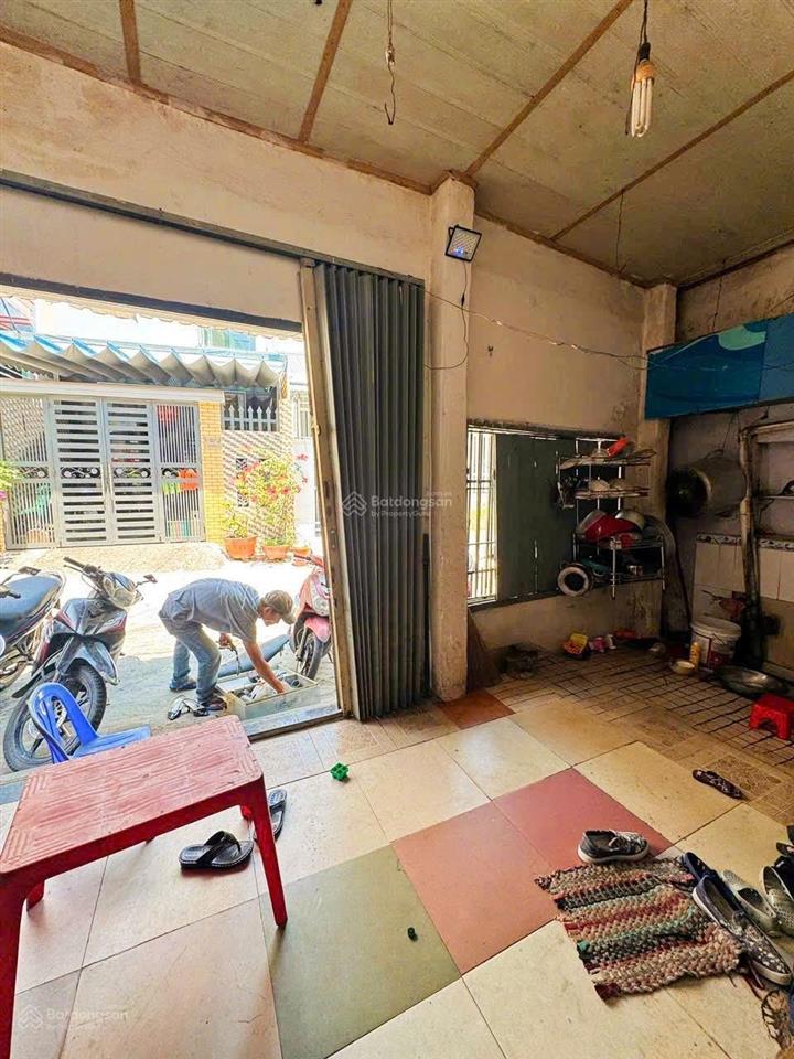 Nhà góc 2 mặt thoáng , hẻm ngô đến  sát chợ sơn thủy ( triền nhẹ, ô tô tận nơi ) giá 3 tỷ
