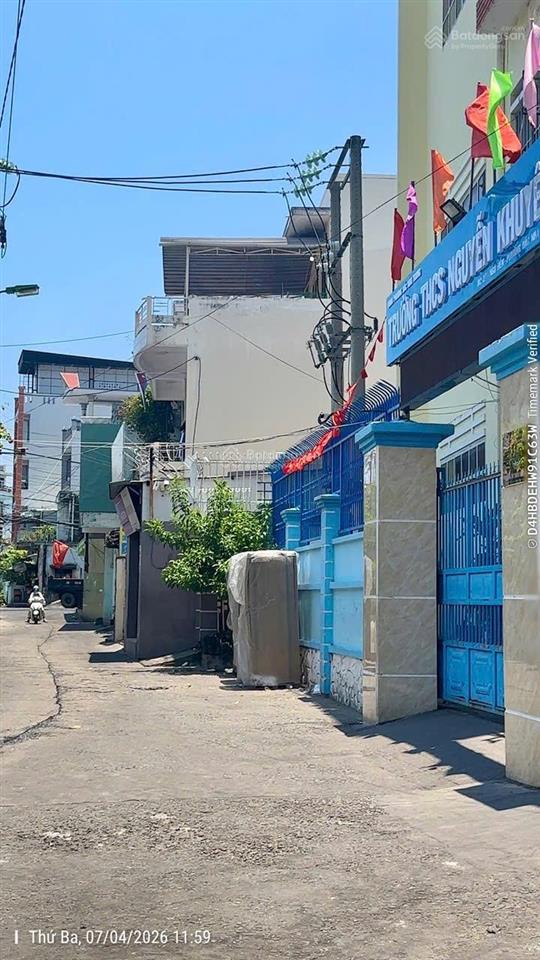 Nhà 2 tầng gần kề mặt tiền ngô đến, ngang dài 7m, giáp sát trường thcs nguyễn khuyến. giá 8,5 tỷ