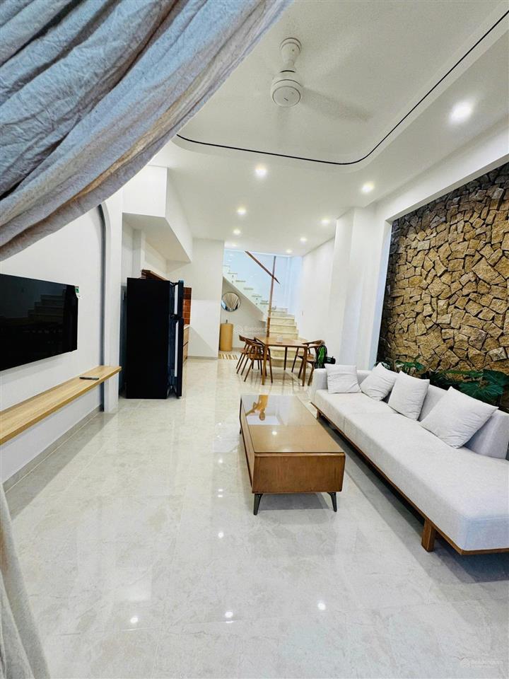 Mini homestay 3 tầng cực xinh  hẻm bạch đằng [ sẵn thu nhập 16tr/tháng]. giá 6 tỷ