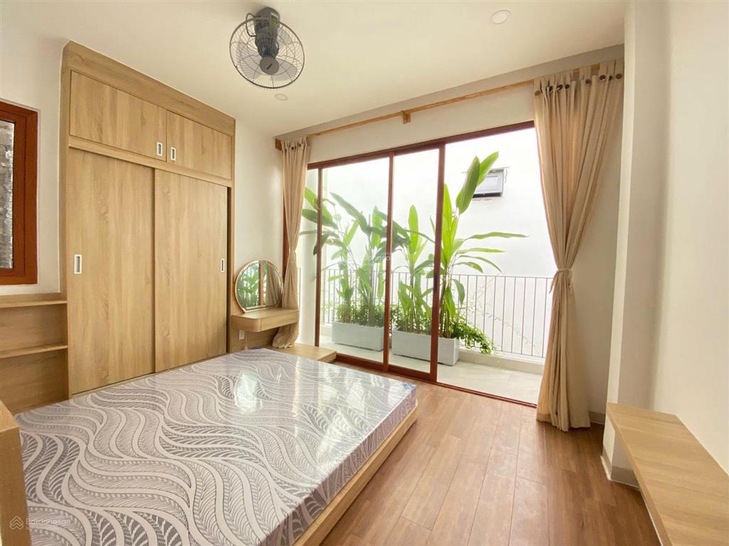 Mini homestay 3 tầng cực xinh  hẻm bạch đằng [ sẵn thu nhập 16tr/tháng]. giá 6 tỷ