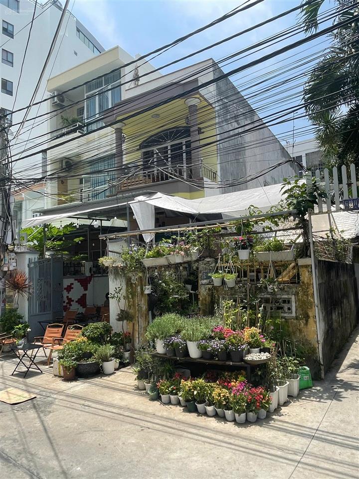 Lô góc 2 mặt thoáng  ngang 7,8m   hẻm ô tô quay đầu tuệ tĩnh, cách biển trần phú 350m. giá 25,8