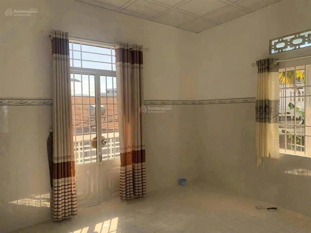 Nhà 2 tầng góc 2 mặt tiền  hẻm ô tô hoà trung. giá  2,850 tỷ