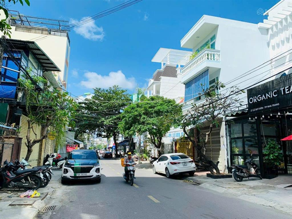 Mặt tiền đường lê quý đôn , dài 14m  gần tô hiến thành phố hàn * vị trí cực đẹp.  giá 59,9 tỷ