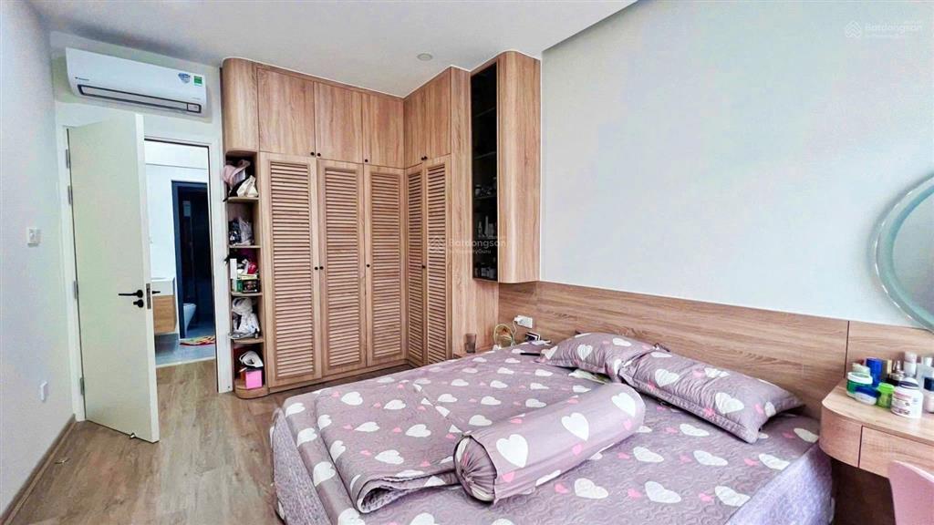 Nhà xinh hẻm đoàn trần nghiệp  mua vào ở ngay cách biển hòn chồng 400m hẻm xe ba gác giá  4,5 tỷ
